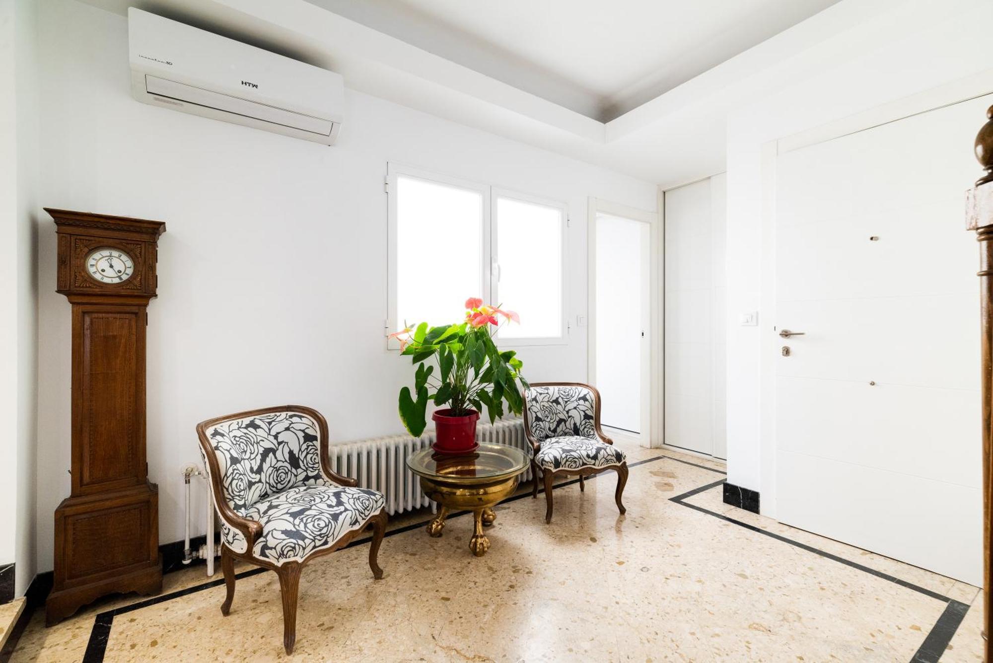 Apartamento Neptuno Atico, Con Terraza *